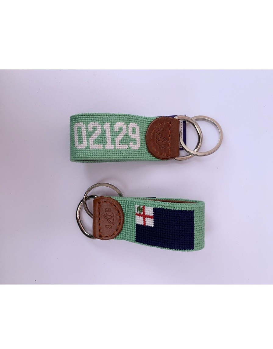 Lifestyle Place and Gather | 02129 Flag Key Fob